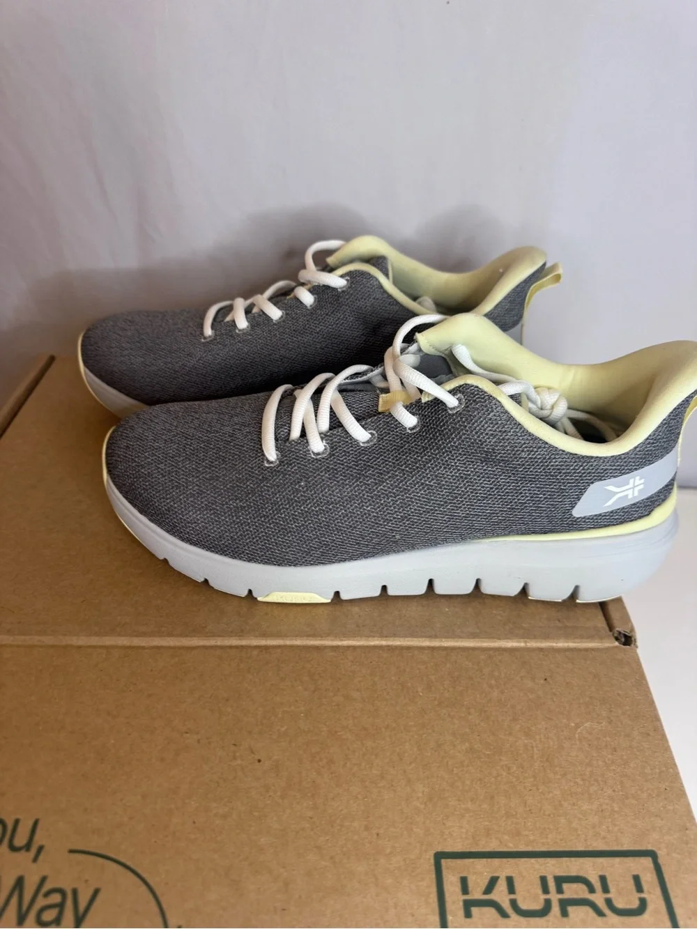 KURU Womens 10.5 Gray and Pale Yellow Lightweight Athletic Shoes
